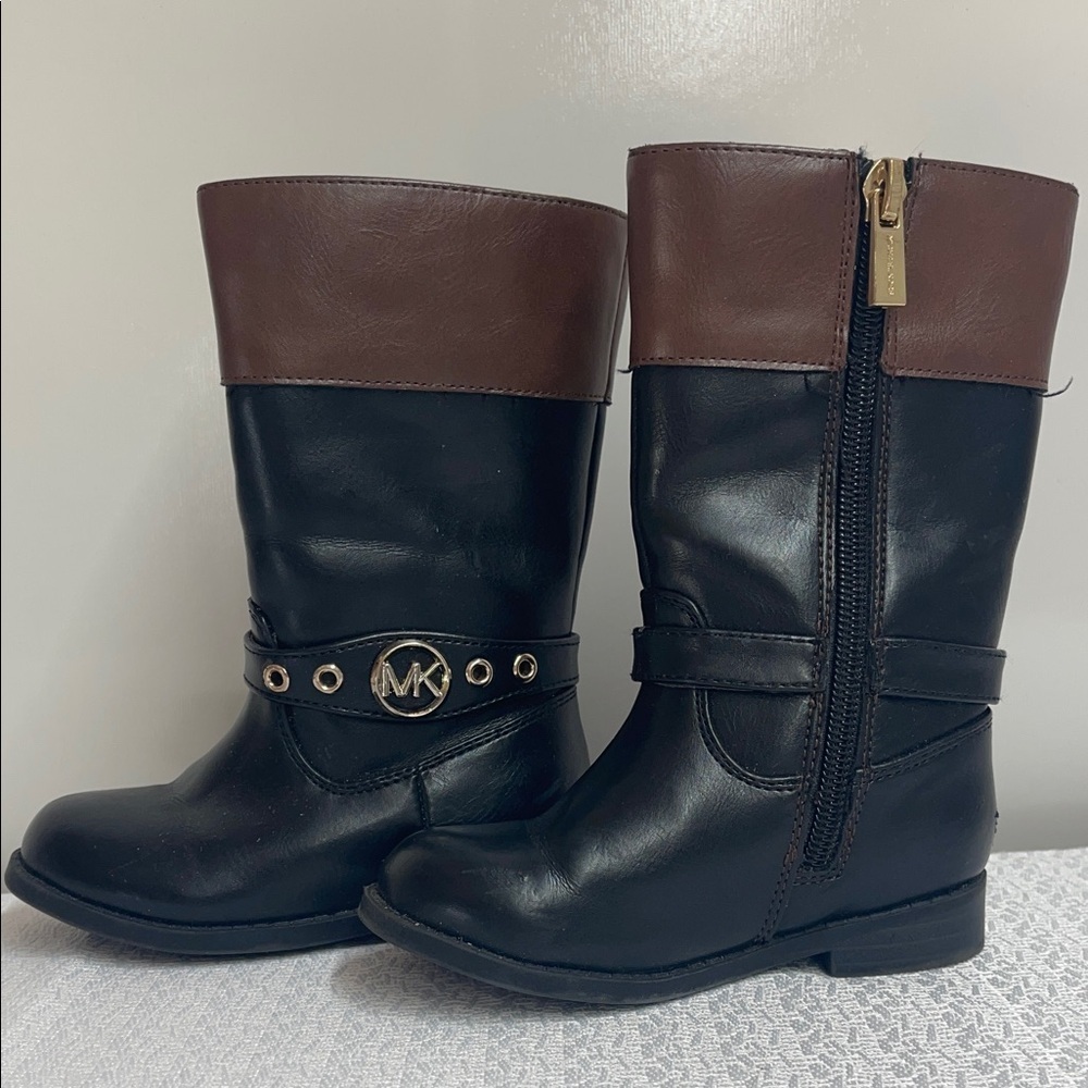 Michael Michael Kors Black and Brown Leather Emma Derby Boots Size 6